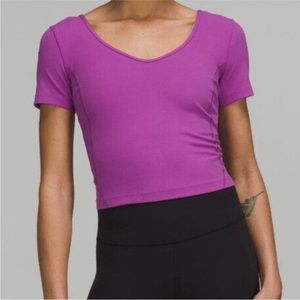 LULULEMON Align Tee Crop
Scoop Neck S/S Size 6